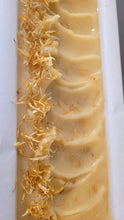 Load image into Gallery viewer, Lemongrass Sage Soap
