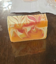 Load image into Gallery viewer, Peach Prosecco Soap
