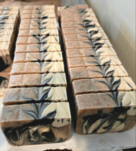 Load image into Gallery viewer, Tobacco and Bay Leaf Soap
