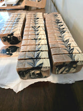 Load image into Gallery viewer, Tobacco and Bay Leaf Soap
